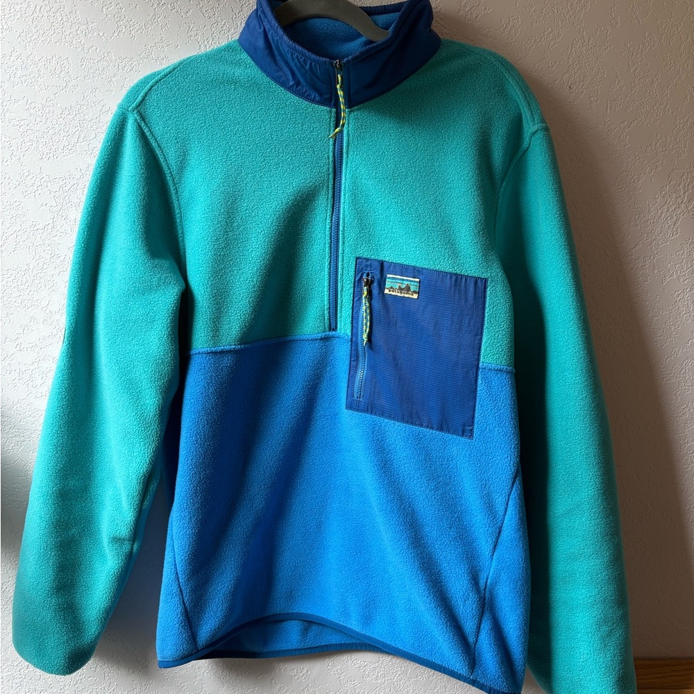 Patagonia Teal & Blue Fleece Pullover